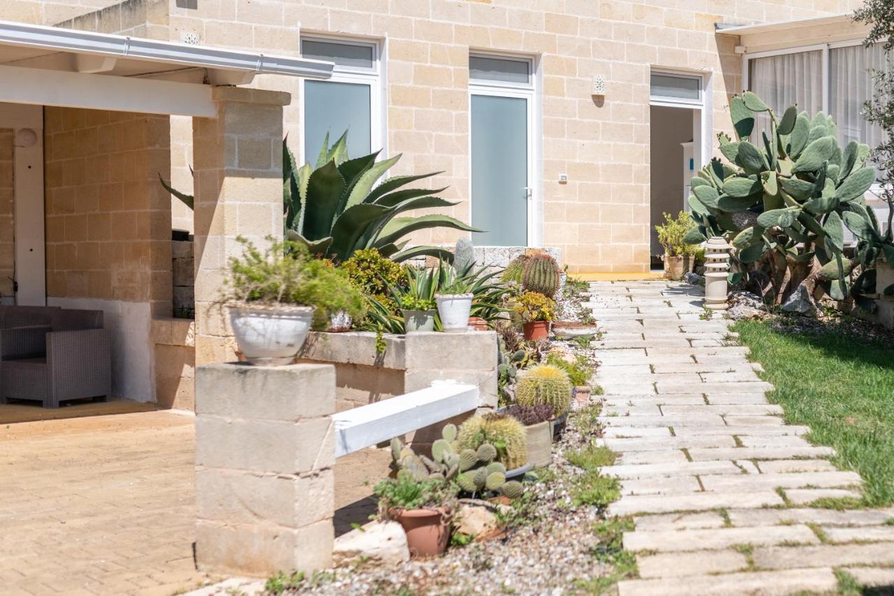 טורה סנטה סאבינה Hotel Reverse מראה חיצוני תמונה