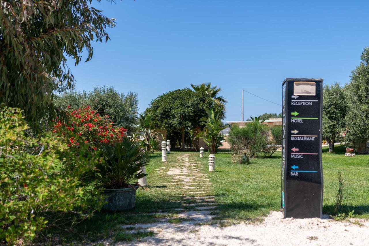 טורה סנטה סאבינה Hotel Reverse מראה חיצוני תמונה